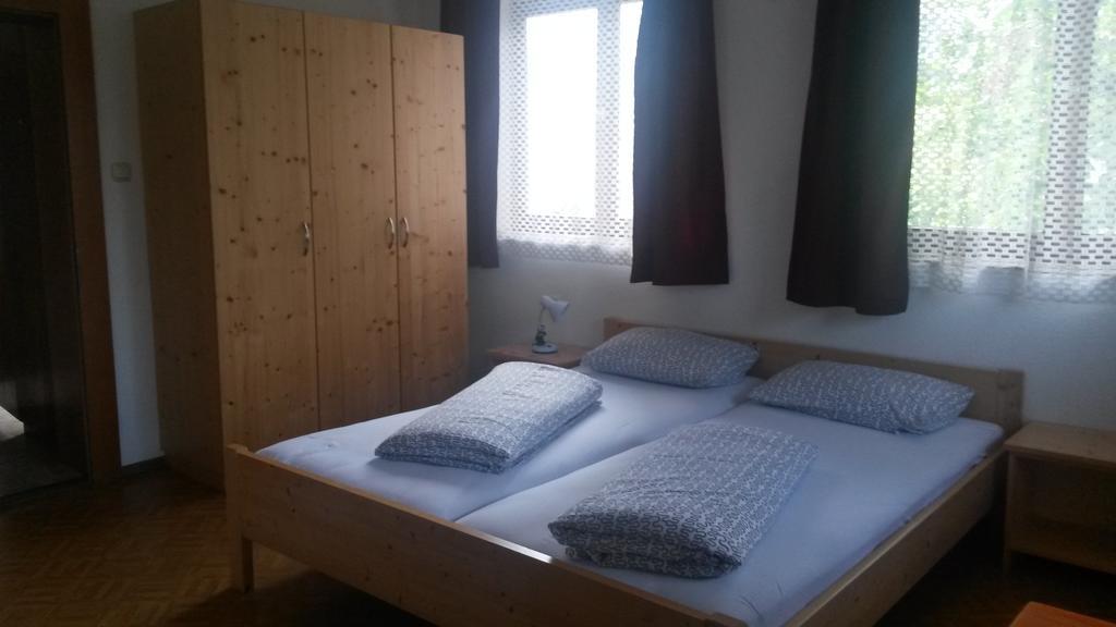 Gassnerwirt Radfeld Hotel Room photo